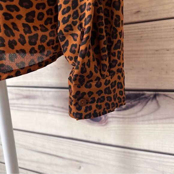 The Limited Brown Leopard Print V Neck Button Down Long Sleeve Blouse - Picture 8 of 10